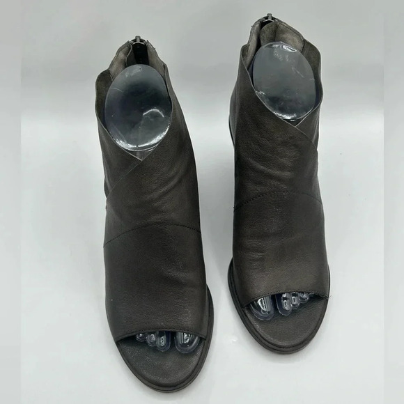 EILEEN FISHER 'Ink' Open Toe Block Heel Bootie  Sandal Gray Leather Size 7 - Picture 10 of 15